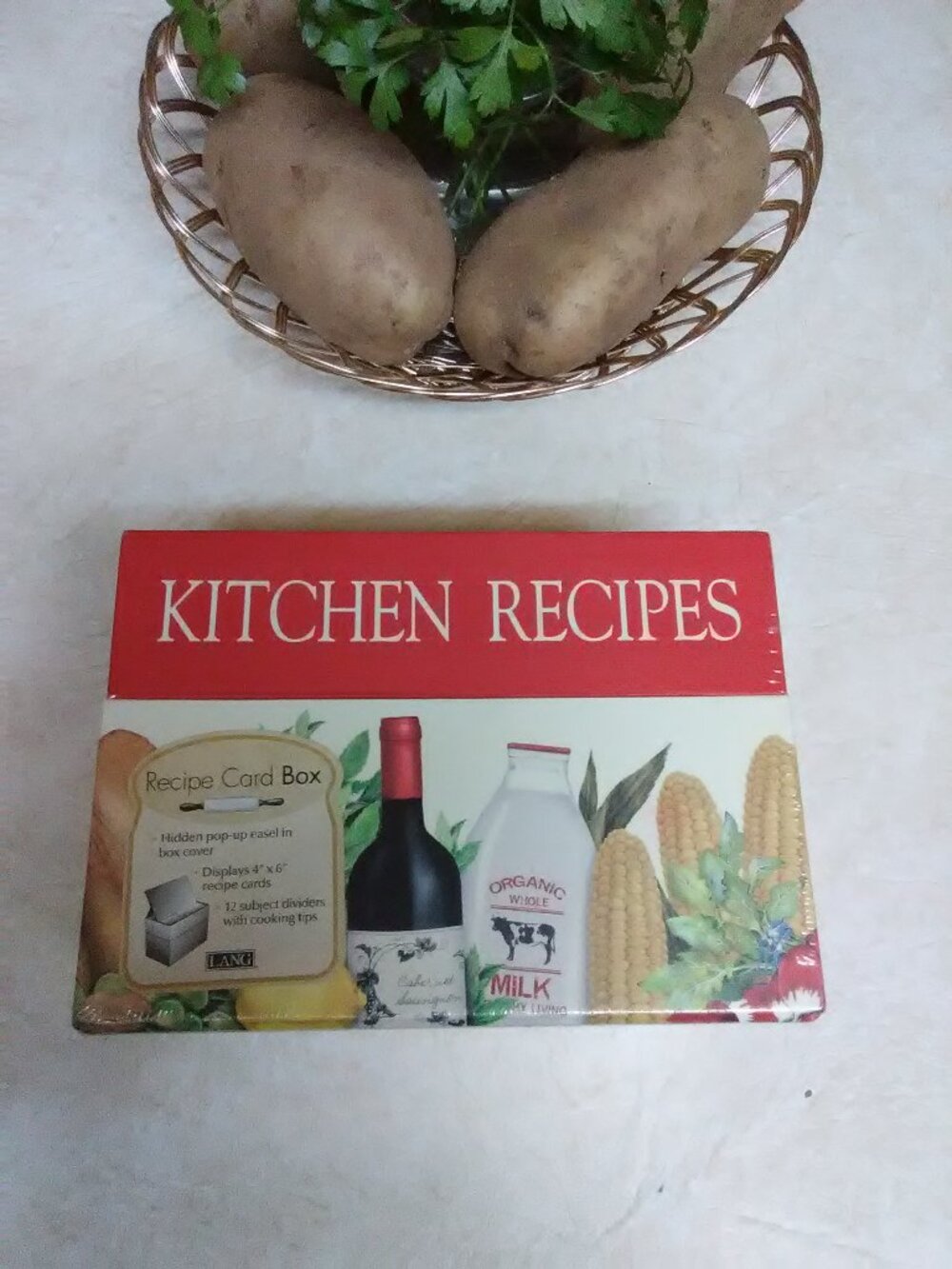 Lang recipe box - artwork by Mary Lake Thompson - vintage - SEALED